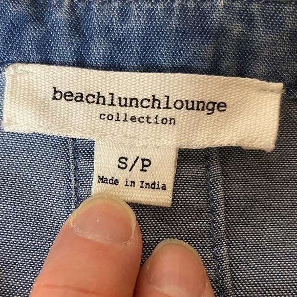 Beach lunch lounge denim top size Small - Picture 8 of 8